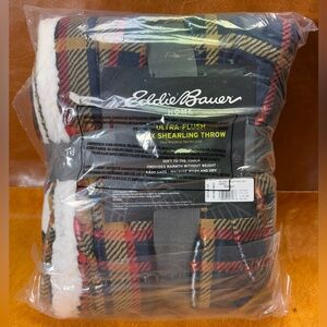 Eddie Bauer Cabin  Throw
